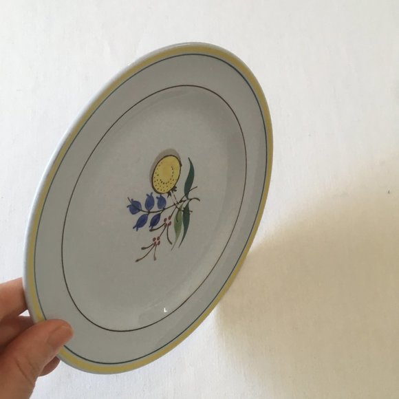 Arabia of Finland Windflower Salad Plate 14915 - Picture 6 of 6